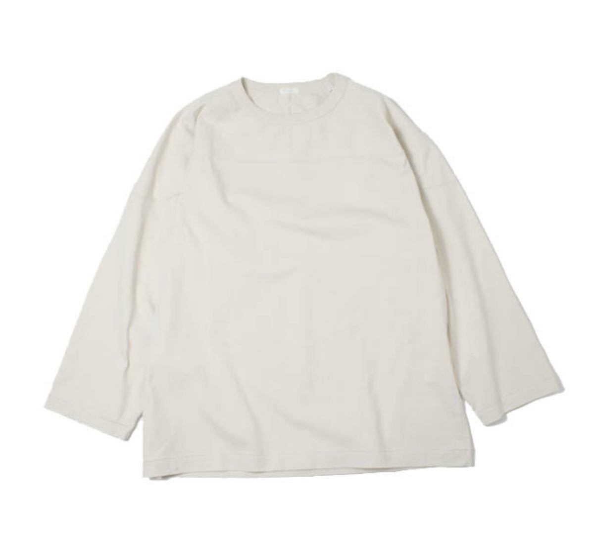  COMOLI フットボールTシャツ ECRU SIZE３(その他の袖丈)｜売買されたオークション情報、yahooの商品情報をアーカイブ公開 - オークファン その他の袖丈