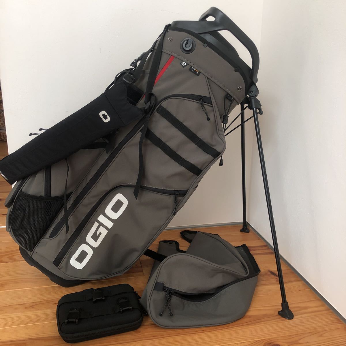 2026，大人気 オジオ キャディバッグ OGIO 14分割(OGIO)｜売買されたオークション情報、yahooの商品情報をアーカイブ公開 - オークファン キャディバッグ