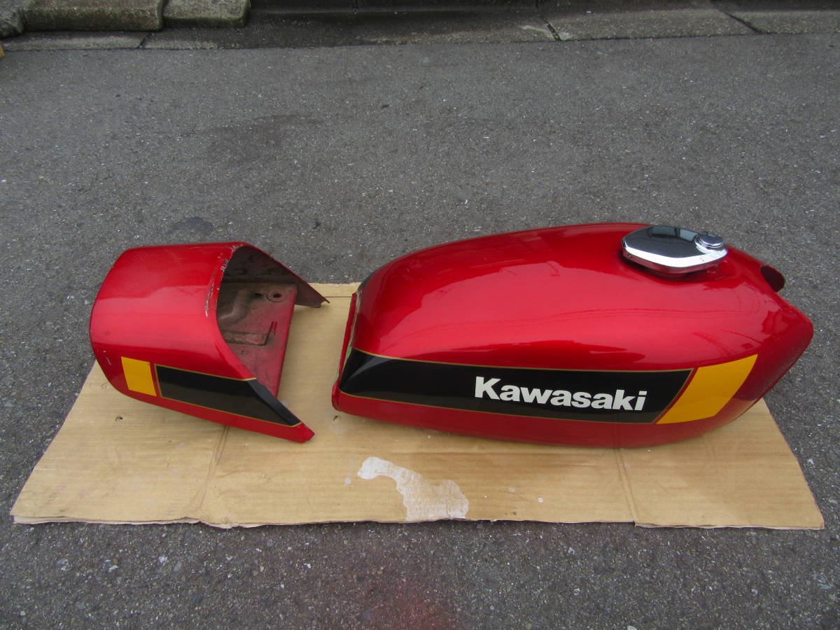 旧車当時物 KH250 KH400 タンク テールカウル SS400 SS250 2スト 