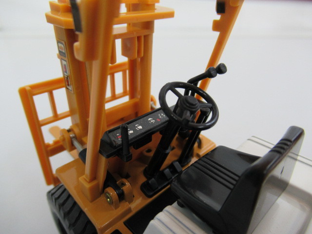 H0010an コマツフォークリフト FD40 スケール1/25 昭和レトロ コマツ