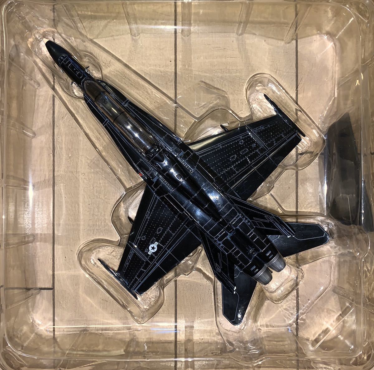 1⁄72 ドラゴン ホーネット F⁄A-18F | ゴールデン F⁄A-18C VFA-