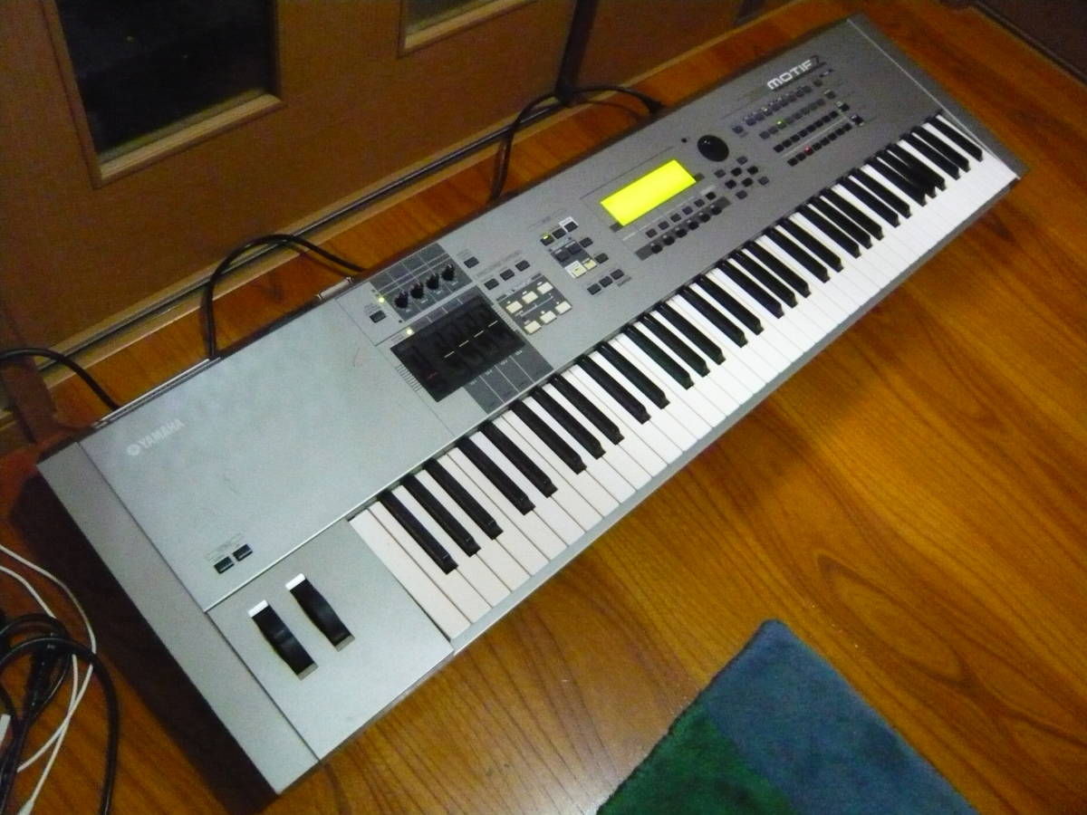 YAMAHA/ヤマハ MOTIF7 76鍵盤 シンセサイザー 1912