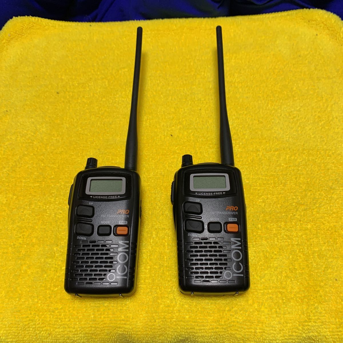 IC-4088 特定小電力トランシーバー ICOM 2台ワンセット 5年位前にYahoo