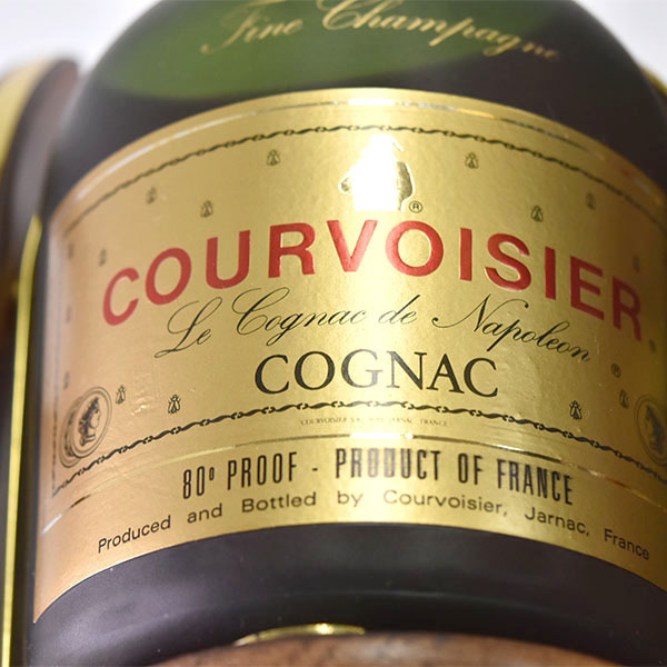 2025，定番 1円～★古酒★クルボアジェ VSOP 緑瓶 ＊箱 砲台付 ※破損有り 700ml 40% コニャック COURVOISIER e06