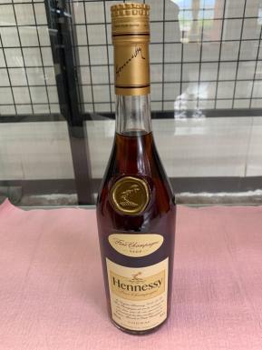 千円スタート　HENNESSY VSOP ヘネシー VSOP コニャック ブランデー 特級 スリムボトル グリーンボトル 700ml 未開栓 古酒　40度. 2