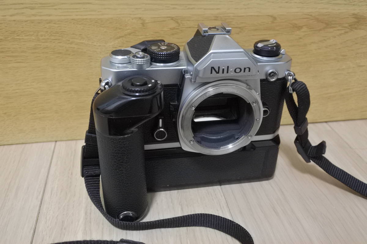 NIKON FM シルバーボディ 難あり 不動MD12つき フィルムカメラ