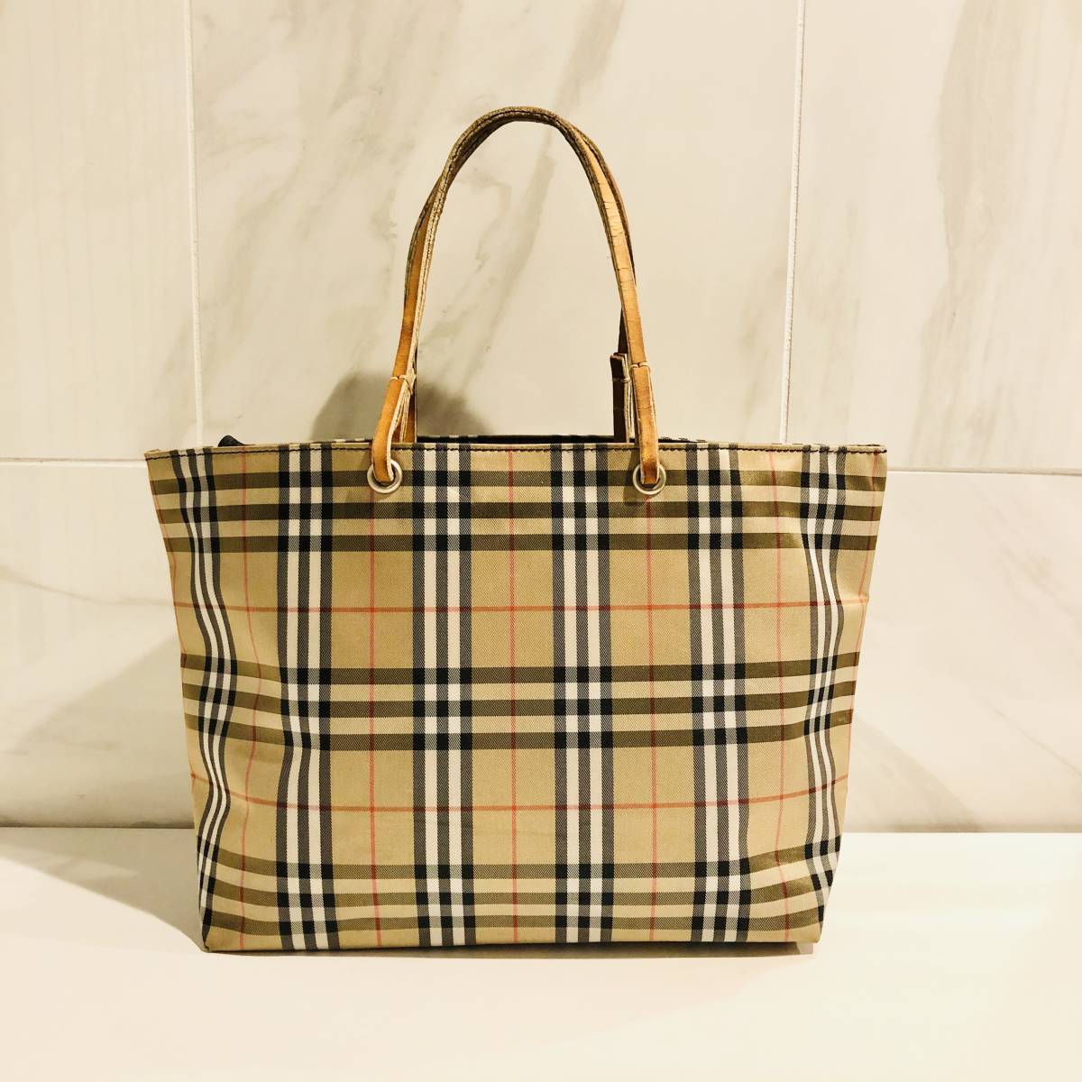 ノバチェック トートバッグ バーバリー A4 美品 PVC T-05-01 BURBERRY 