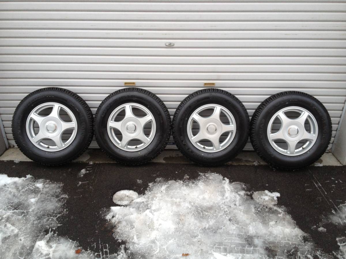 札幌 手渡し可 希少 未使用 スパイクタイヤ 155/80R13 JWL-T規格 