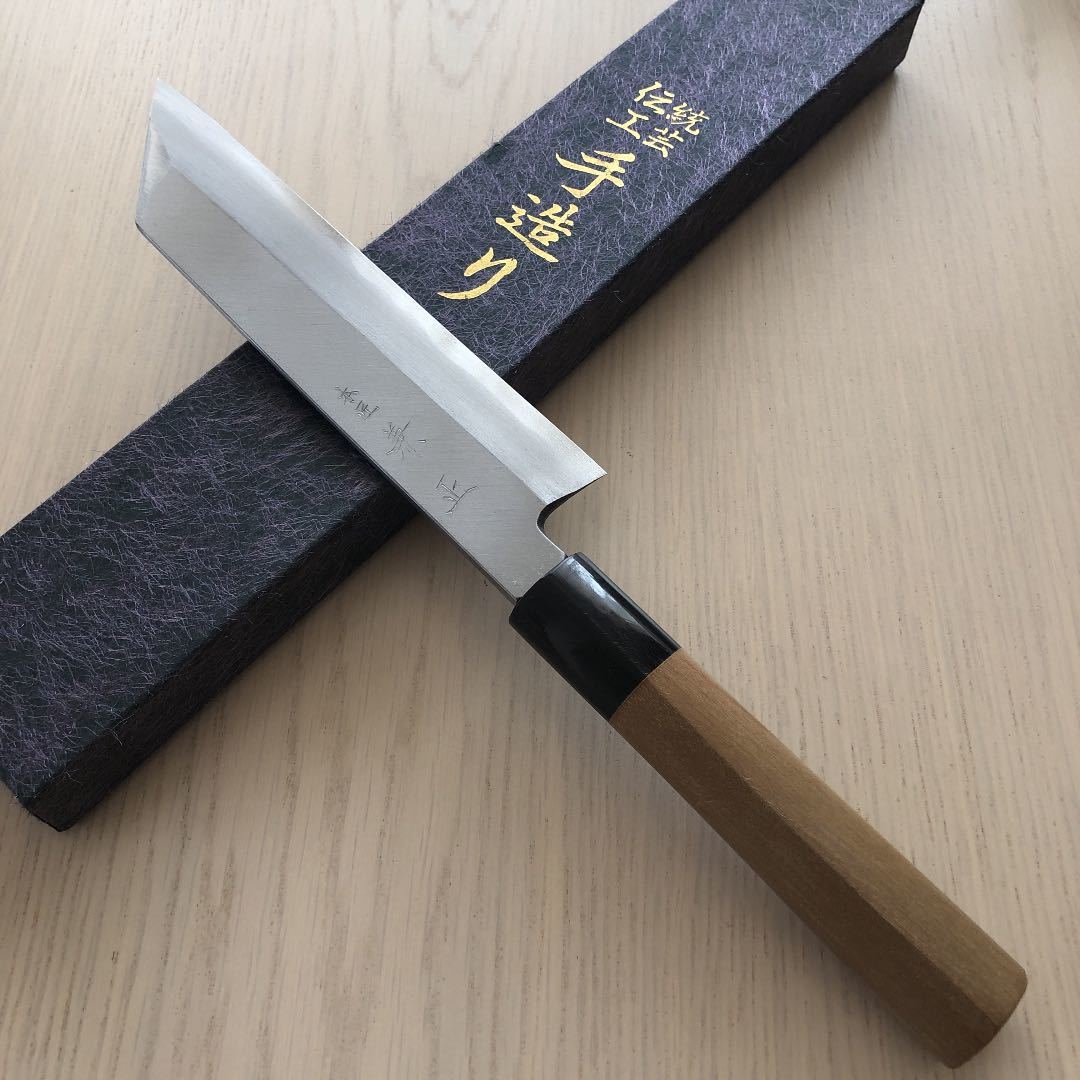 低価，得価 本匠 兼正 霞研 水牛口付 朴柄 和包丁 むき包丁180mm(三徳包丁、万能包丁)｜売買されたオークション情報、yahooの商品情報をアーカイブ公開 - オークファン 包丁