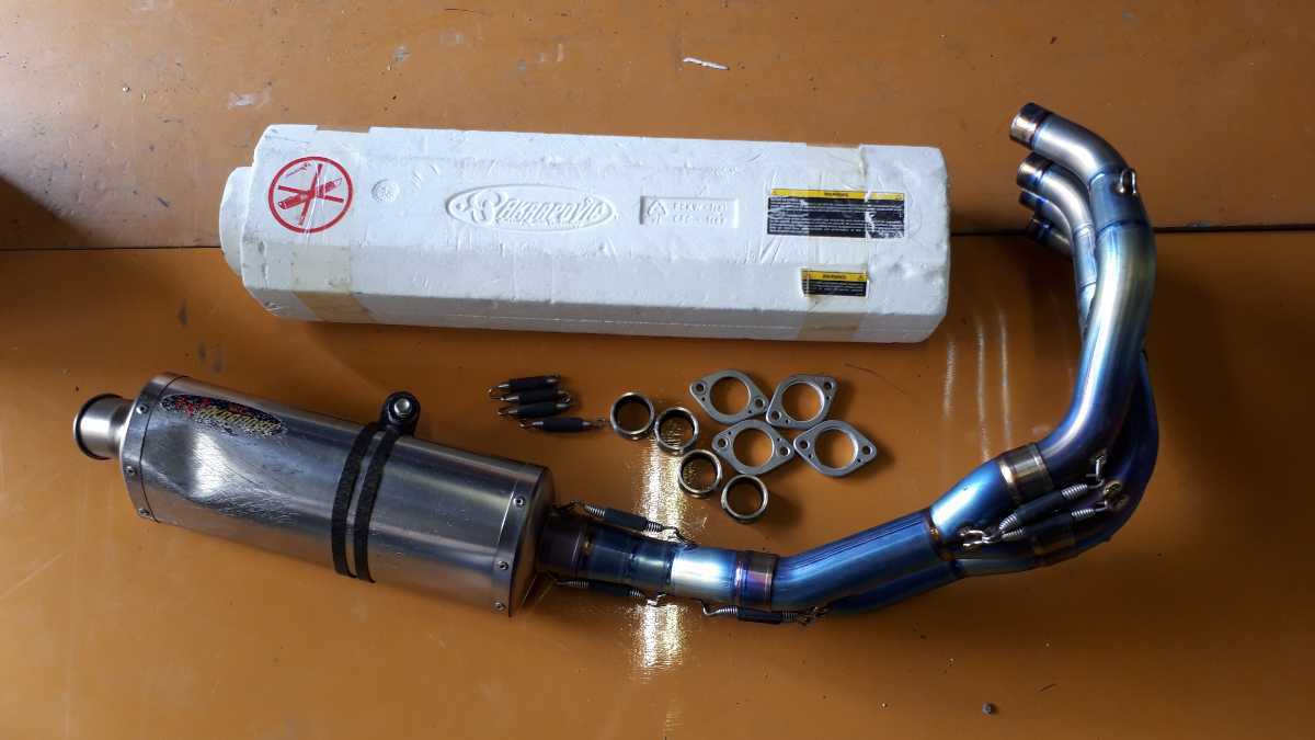 AKRAPOVIC YZF-R6 アクラポビッチ Akrapovic チタン (アクラポヴィッチ