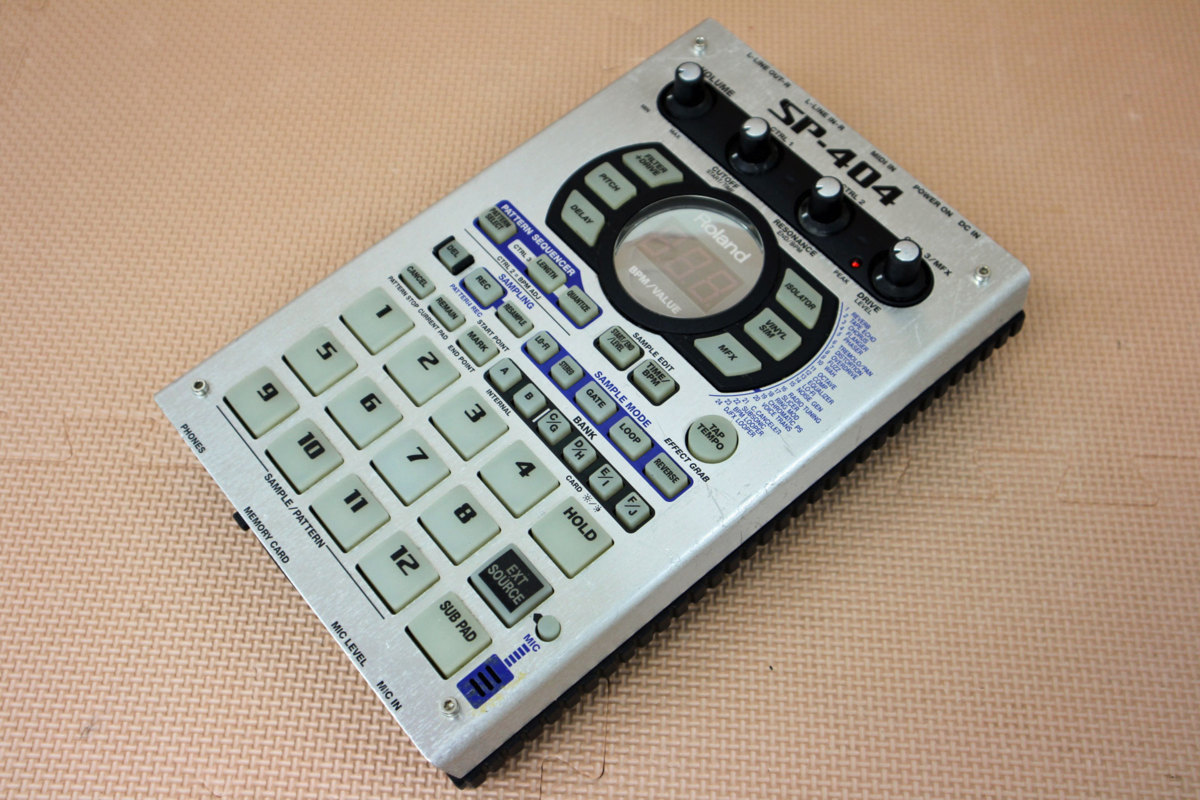 Roland SP-404 サンプラー ローランド ROLAND | SP-404MKII MKII 
