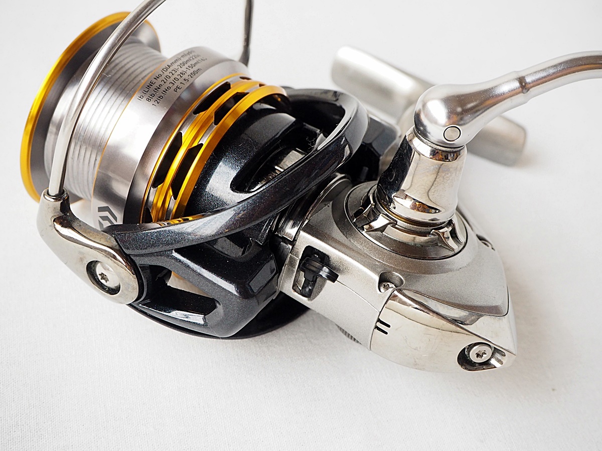 0 EM MS ダイワ(Daiwa) スピニングリール | 1 3012H (3000 (3000サイズ