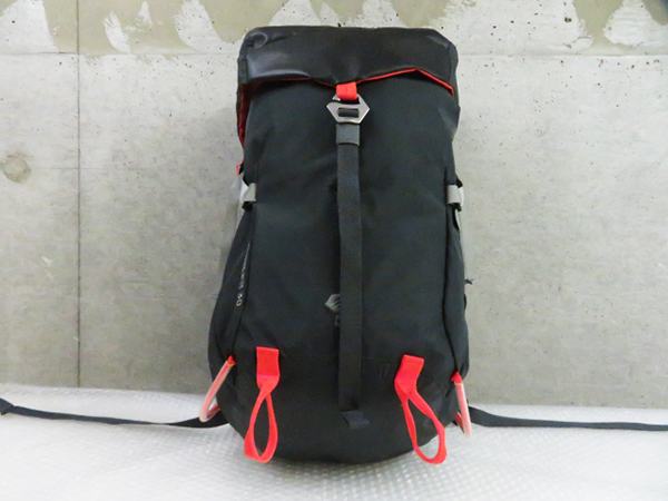  マウンテンハードウェア SCRAMBLER 30 バックパック リュック 管理0527UUF(バックパック)｜売買されたオークション情報、yahooの商品情報をアーカイブ公開 - オークファン バックパック