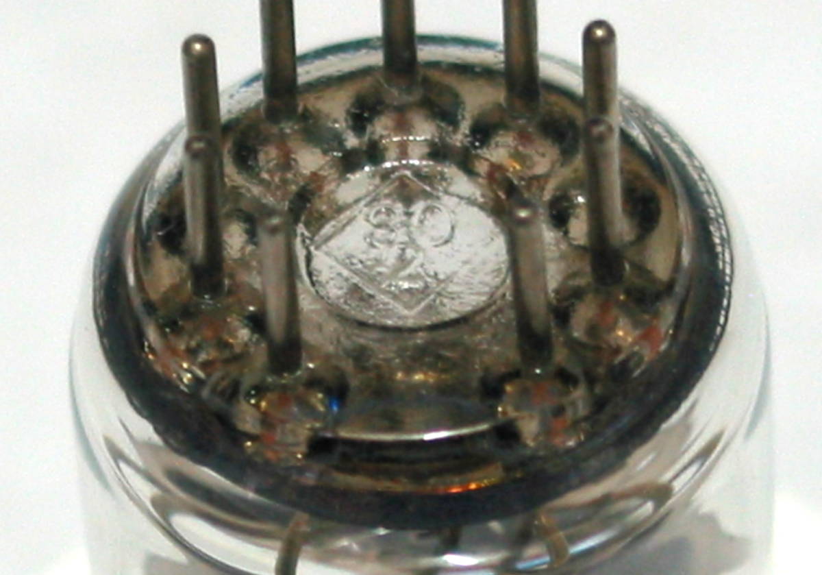 箱なし】TELEFUNKEN□ECC82／12AU7／増幅用中μ双3極管／ダイヤマーク