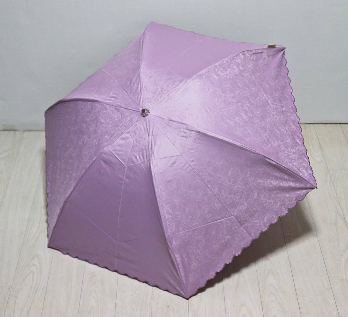 【新品未使用】NINA RICCI　ニナリッチ　花柄　ピンク　日傘　晴雨兼用 NINA RICCI ニナリッチ 折りたたみ傘 日傘 雨傘 晴雨兼用傘 RICCI