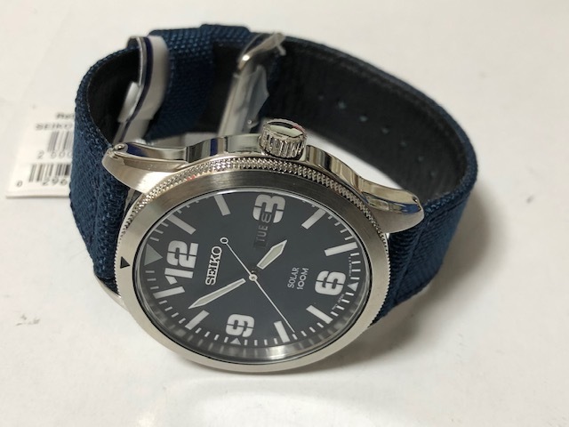 SEIKO】 セイコー ソーラー 文字盤ネイビー 腕時計 SNE329 展示未使用 