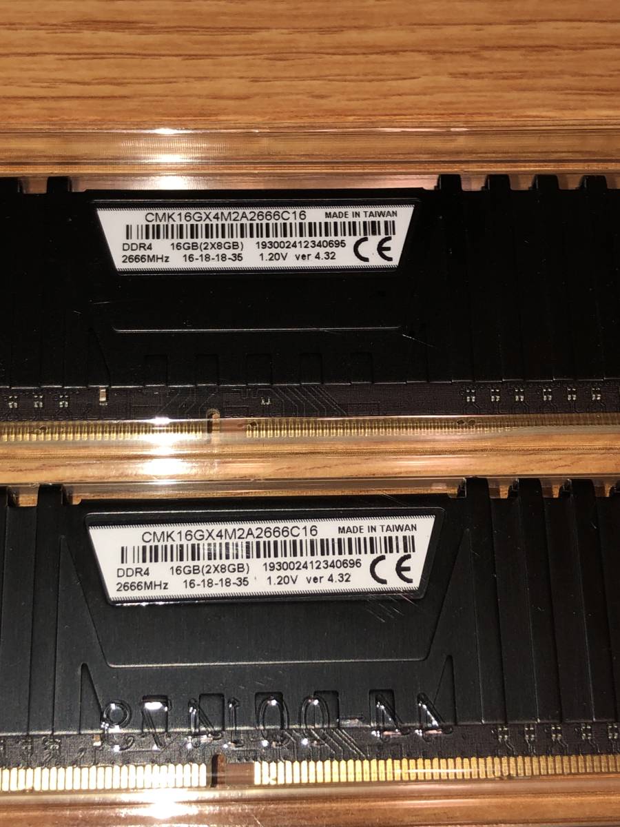 CMK16GX4M2A2666C16 コルセア PC4-21300 (DDR4-2666） DIMM 16GB（8GB