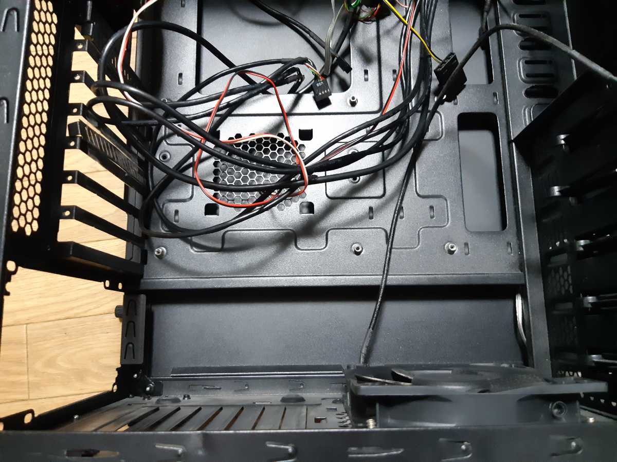 Z9 ZALMAN PLUS - 価格.com PCケース ミドルタワー Plus ミドルタワー