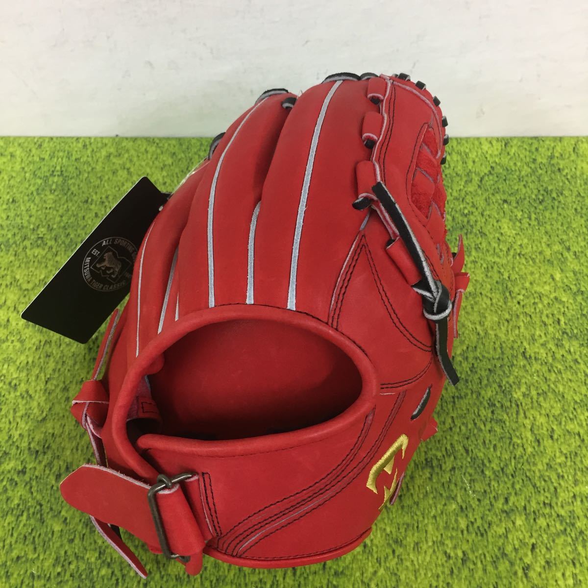 大得価，正規品 G-2393 タグ付き 品 ミツワタイガー 軟式 MT7HRG02 内野手 グラブ グローブ 野球(内野手用)｜売買されたオークション情報、yahooの商品情報をアーカイブ公開 - オークファン 大人用