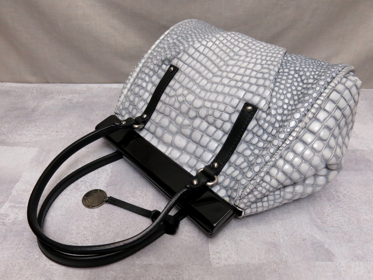 ○未使用○GIORGIO ARMANI ジョルジオ アルマーニ○クロコダイル 型