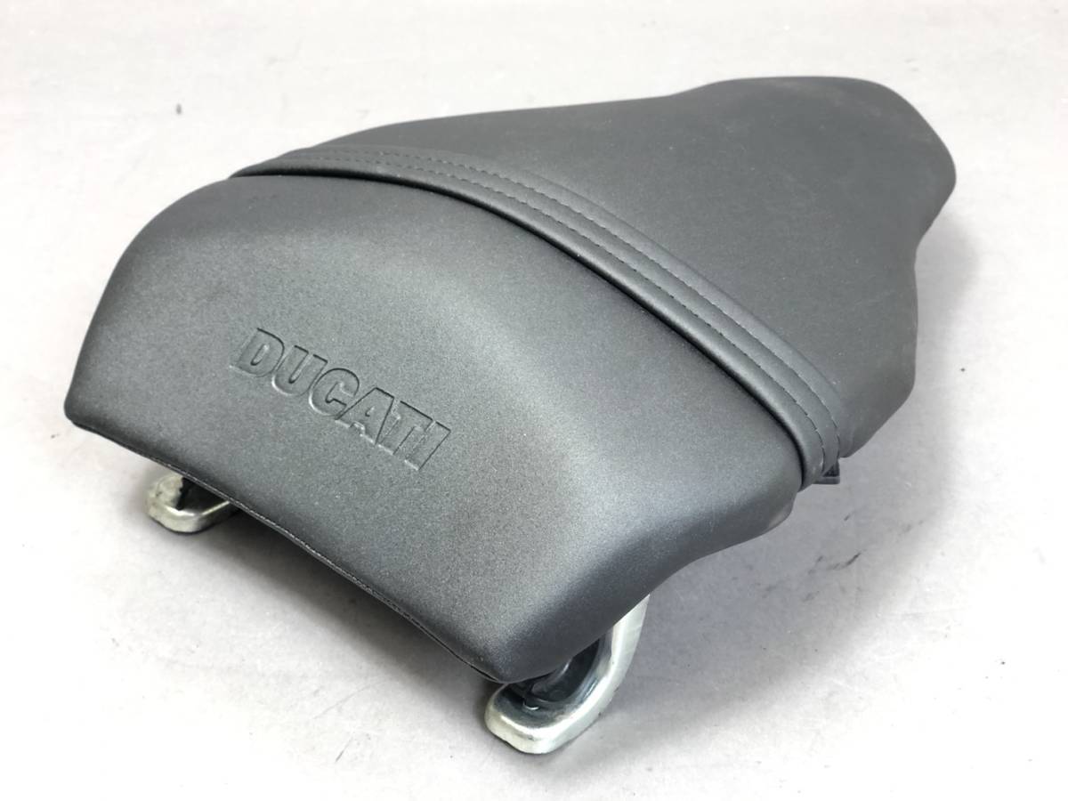 数量限定，100%新品 R11 極上 848 1098 1198 ドゥカティ 純正 タンデム シート(ドゥカティ用)｜売買されたオークション情報、yahooの商品情報をアーカイブ公開 - オークファン ドゥカティ用