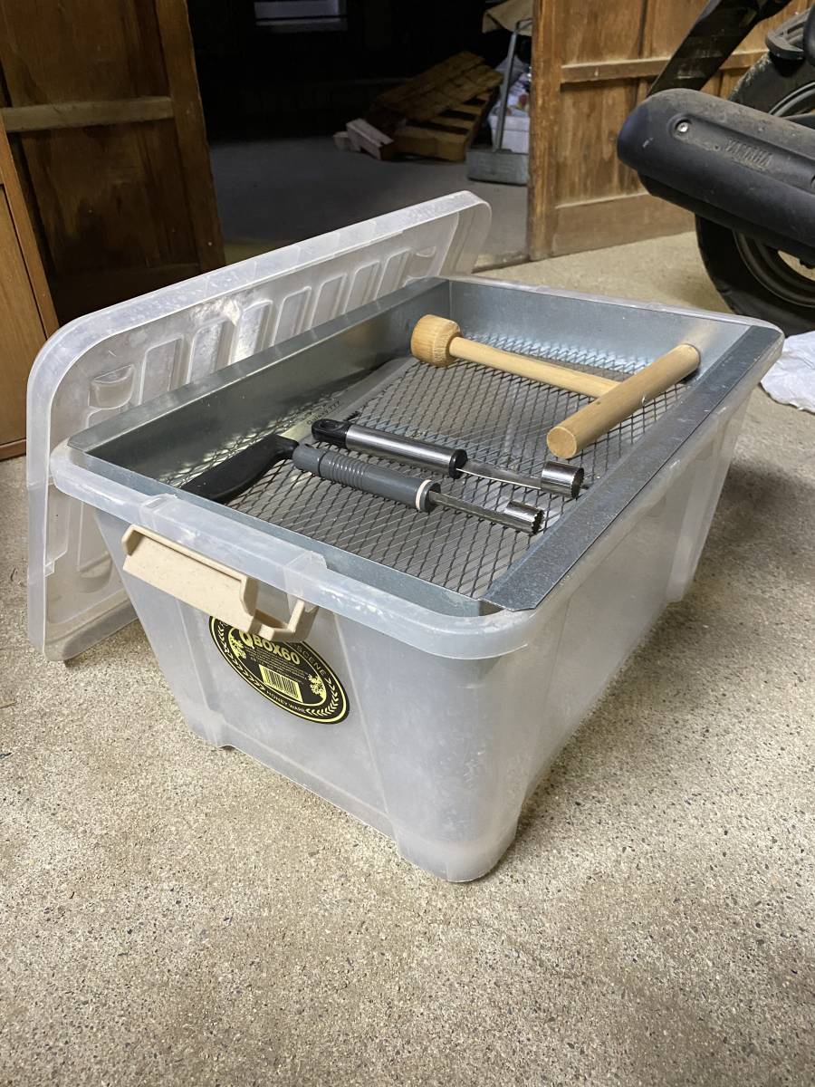 菌糸ブロック崩しセットクワガタ 菌糸ブロック崩し、ハンドプレス