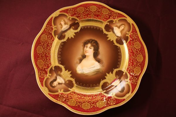 ロイヤル・ヴィエナ 西洋陶磁最高級!! 一点物 金盛装飾 飾り皿 著名な絵師 ◎○1点限り！○◎Royal Vienna ロイヤルヴィエナ 飾り皿 豪華金彩