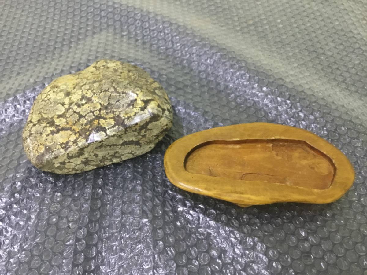 鑑賞石 菊花石 天然石 置物 自然石 公式通販 水石 盆石 台座付 木製台座