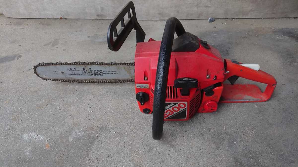 E300 新ダイワ チェーンソー ペッカー □shindaiwa□ ジャンク品 