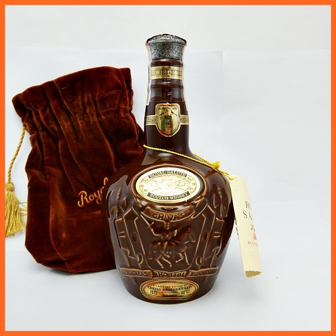  CHIVAS ROYAL SALUTE シーバス ロイヤルサルート ２１年 茶 陶器 巾着 750ml 43% A2162 S1(スコッチ)｜売買されたオークション情報、yahooの商品情報をアーカイブ公開 - オークファン スコッチ
