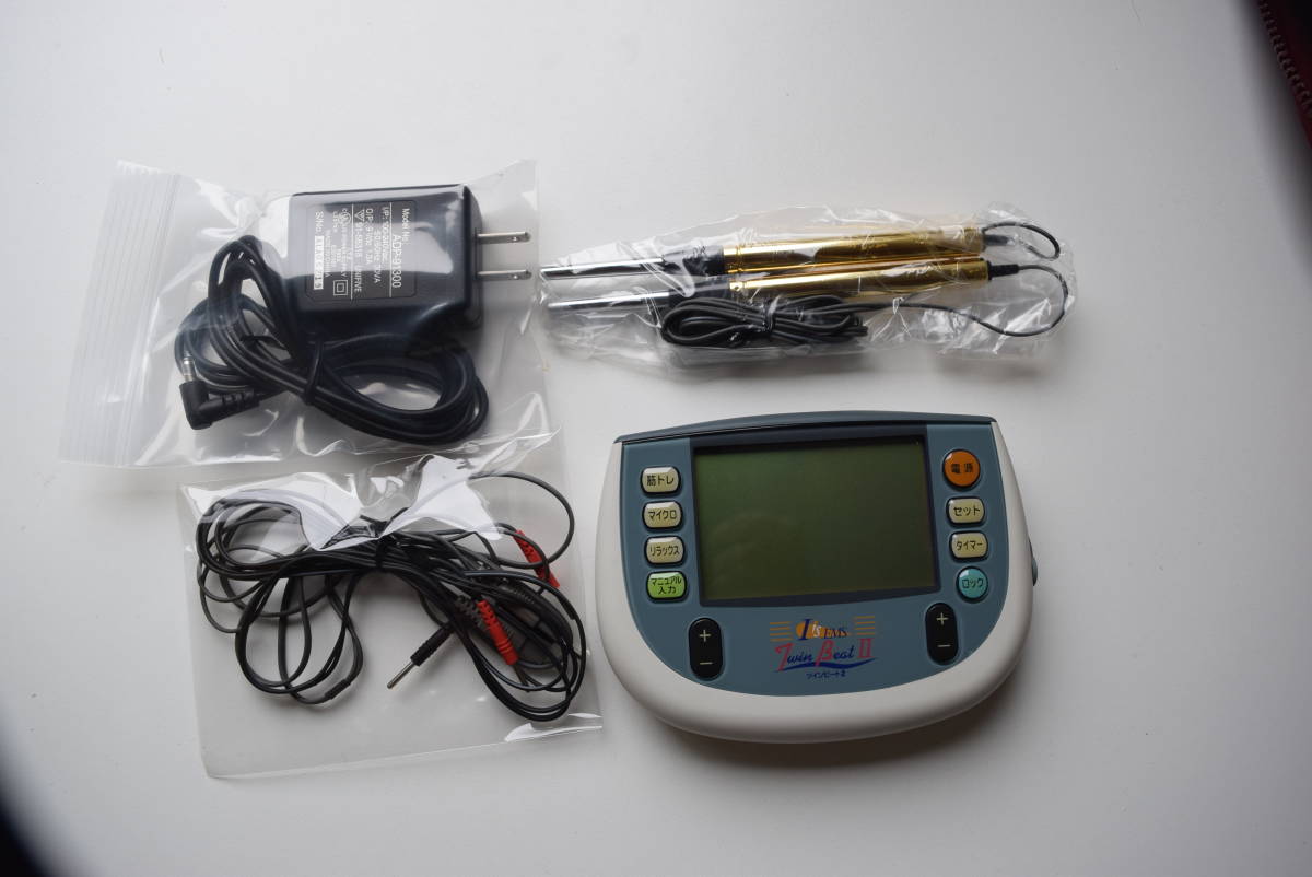 ツインビート2 twin beat Ⅱ EMS 運動器具 家庭用治療器 筋トレ 伊藤 