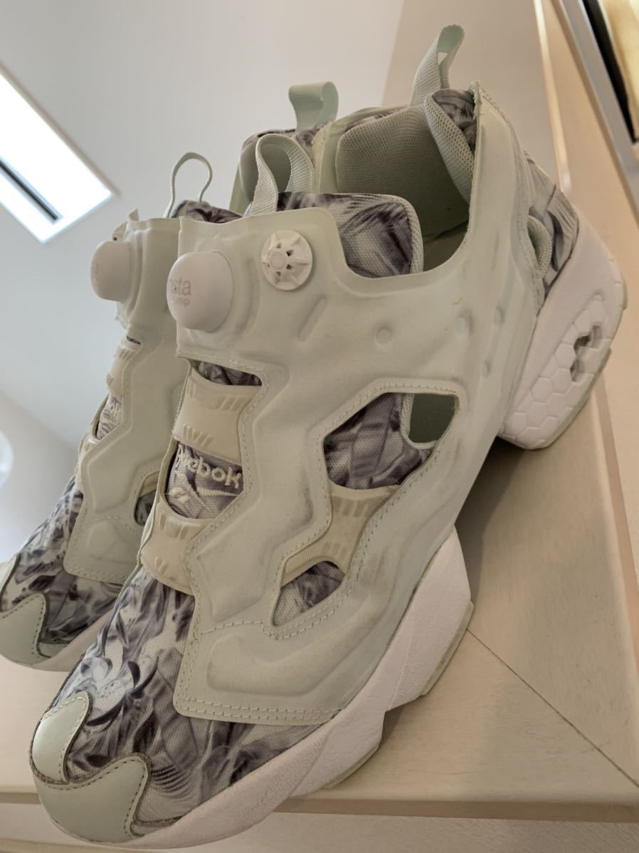 正規品，限定SALE リーボック Reebok ポンプフューリー スニーカー INSTAPUMP FURY SG メンズ レディース V69989 ホワイト 28.5センチ(28.5cm)｜売買されたオークション情報、yahooの商品情報をアーカイブ公開 - オークファ 28.5cm