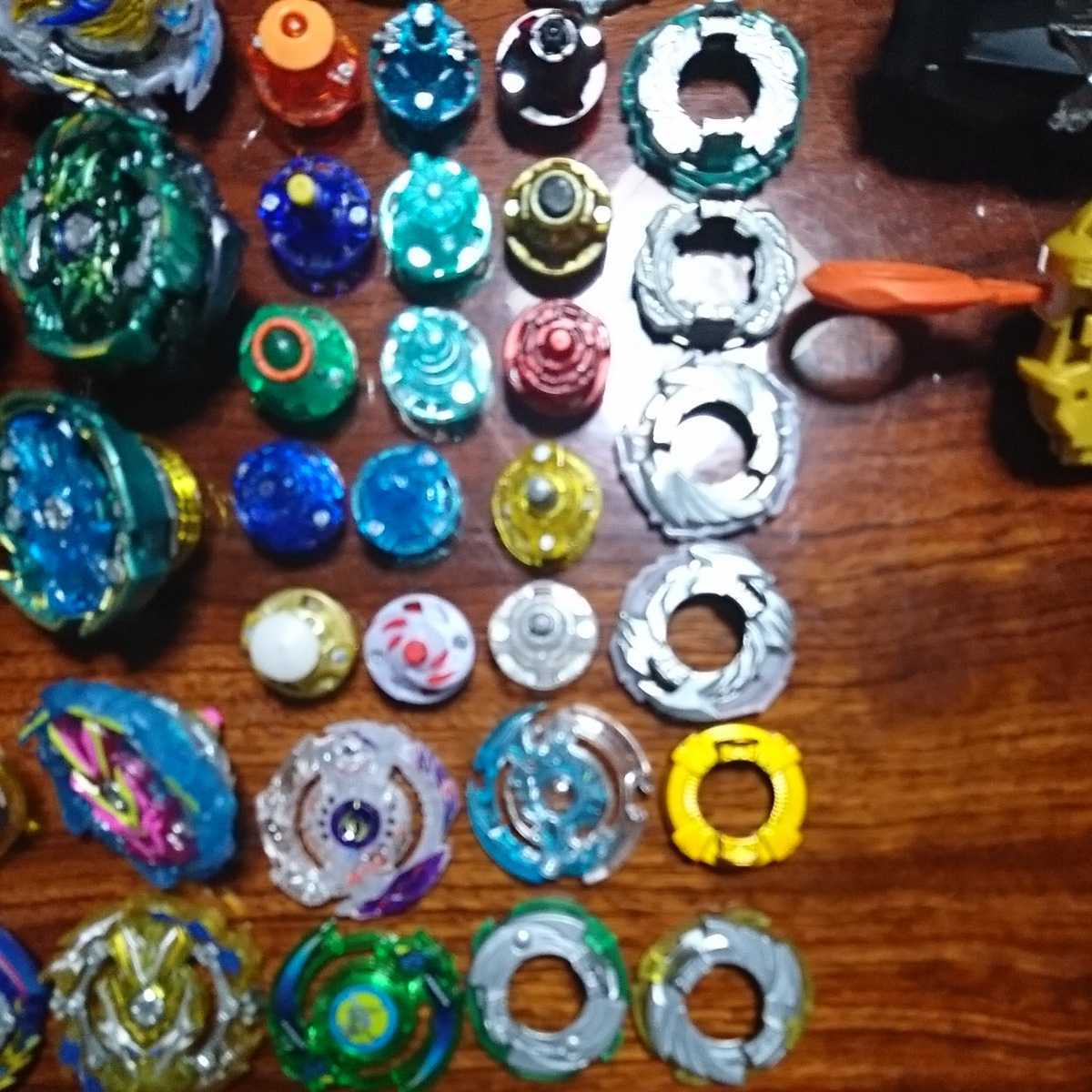 まとめ売り ベイブレードバースト 引退品 引退 ベイブレード 引退 