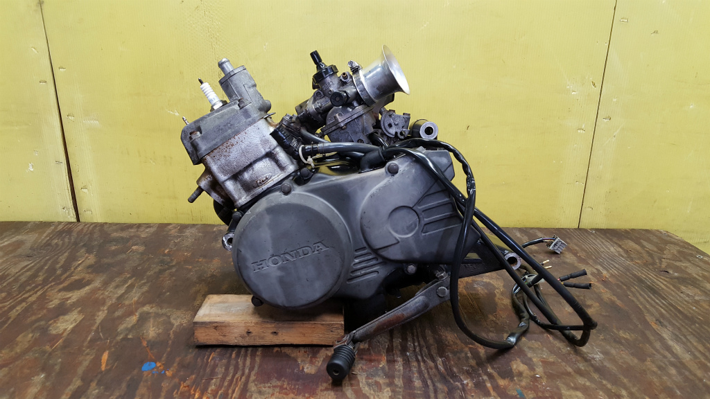 新作登場，人気セール CRM50 エンジン 実働 レストア ベース 純正 NSR キャブレター(エンジン本体)｜売買されたオークション情報、yahooの商品情報をアーカイブ公開 - オークファン ホンダ用