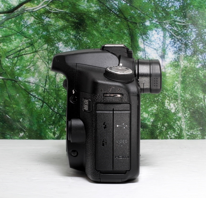 ☆wi-fi SD付き☆高級ボディ！超高速連写美品 canon EOS 50D☆ 【公式