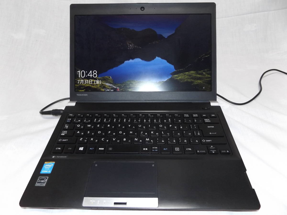 富士通高性能CPUCorei7最新Windows11メモリ8GSSD240G 富士通ノート