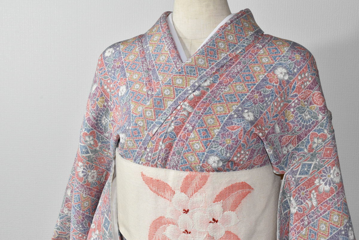 【桜庭呉服店】着物 小紋 縞模様 縞帳 花 辻の花 唐草文 名古屋帯セット 可愛い 身丈152.2ｃｍ 裄丈61ｃｍ by 辻が花小紋と名古屋帯4点セット742の通販 こなじろう.\u0027s セット 2点 夏付下小紋（茶屋辻小袖&frasl;藍に鼈甲色・波筬絽生紬地）多ち花