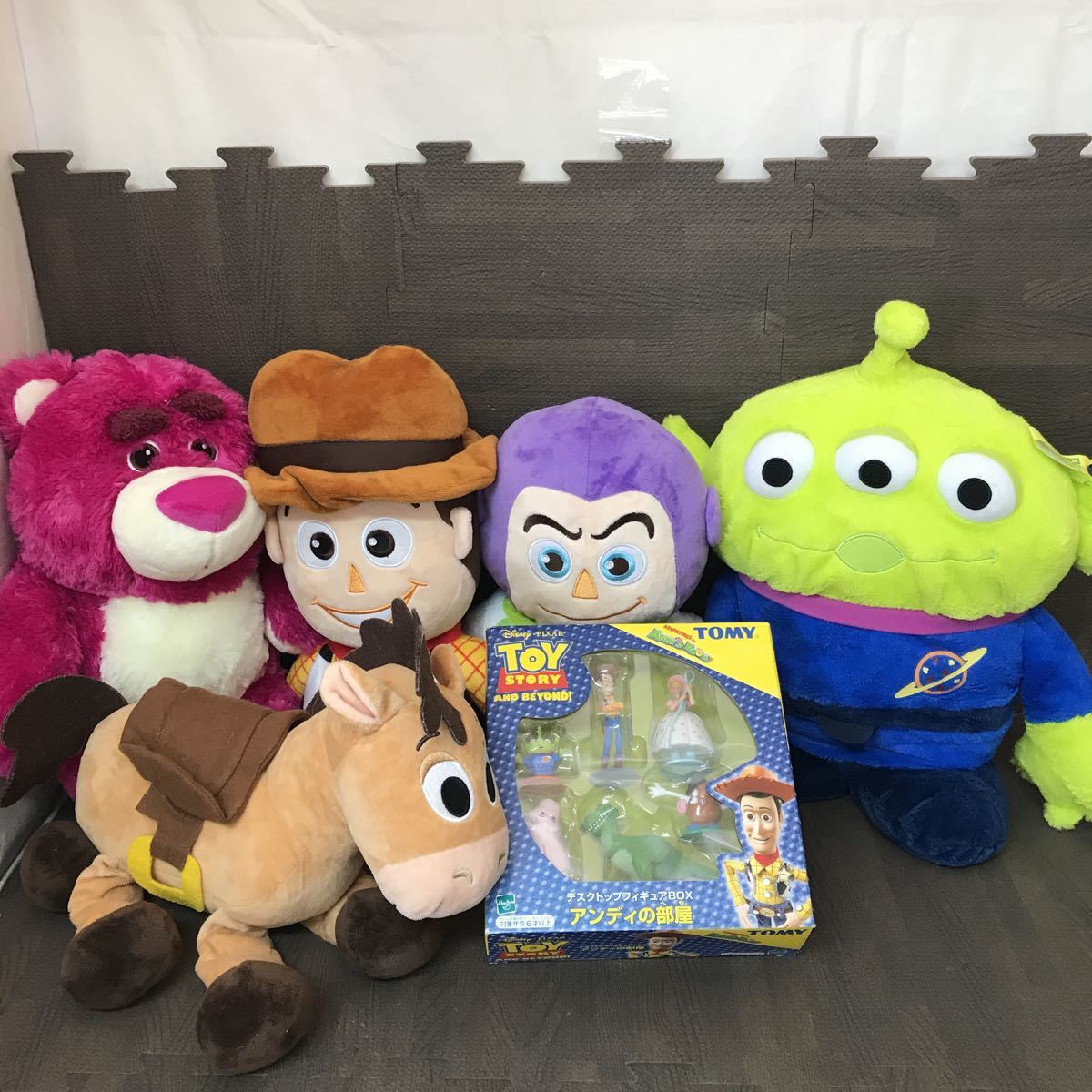 トイストーリー ブルズアイ バズ ウッディ ロッツォ リトルグリーメン フィギュア おまとめ品 Disney ぬいぐるみ N9062 トイ ストーリー 売買されたオークション情報 Yahooの商品情報をアーカイブ公開 オークファン Aucfan Com