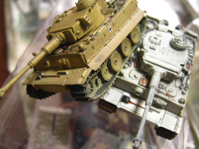 ジャンク】【中古】ワールドタンクミュージアム 戦車 30台、シュトルヒ