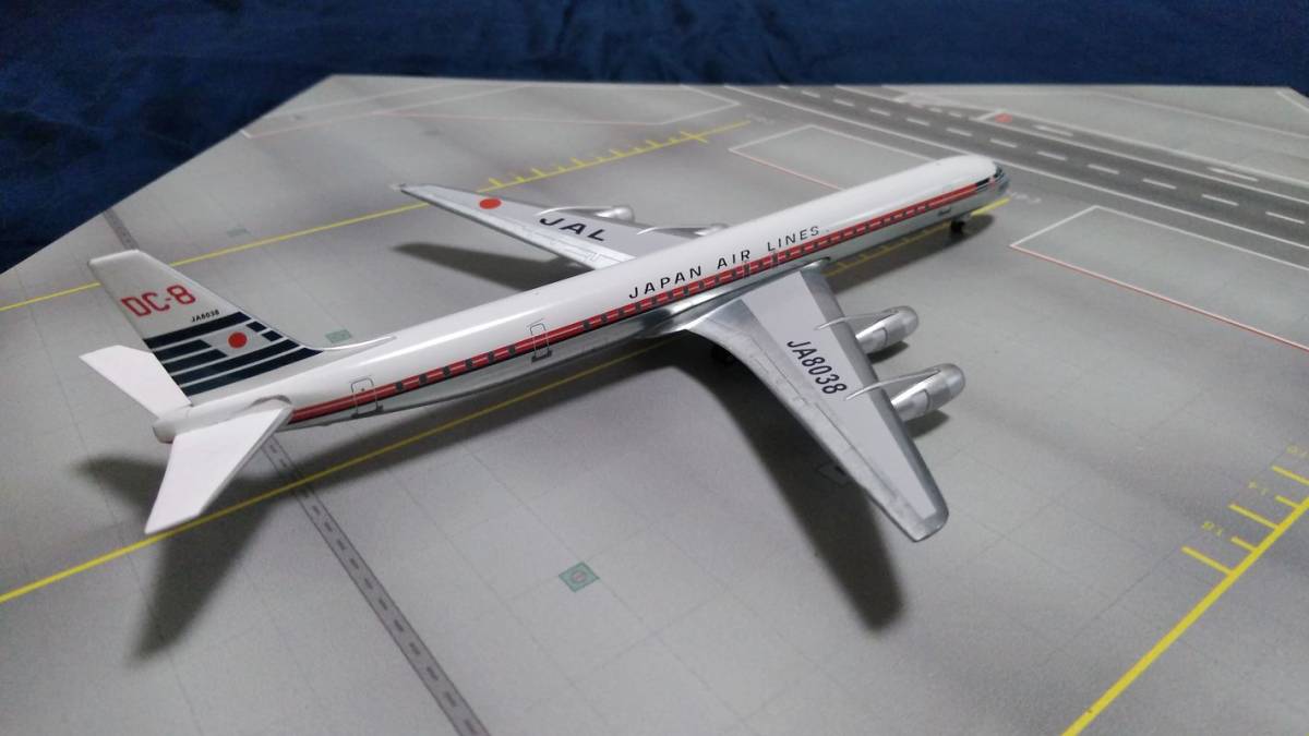 稀少】JAL DC-8-61 IZU 1/200 日の丸塗装 稀少】JAL DC-8-61 IZU 1/200