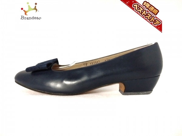 Salvatore Ferragamo ブラック パンプス 7 サルバトーレフェラガモ SalvatoreFerragamo パンプス 7 1/2 D