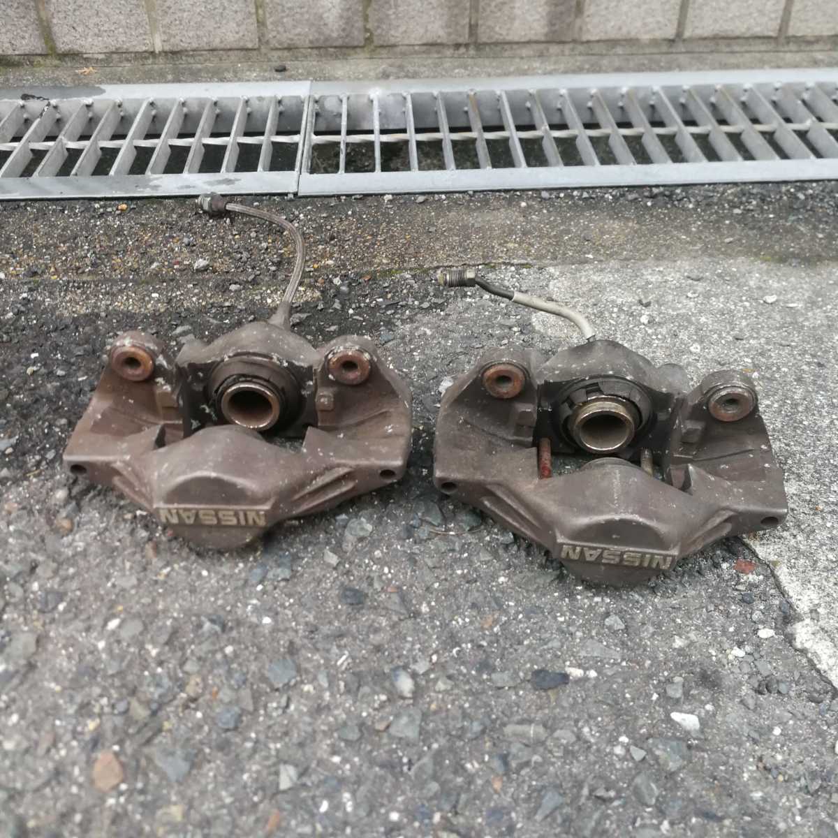 R32 スカイライン 日産 リア キャリパー ブレーキ 左右 対向 2POT 2pot