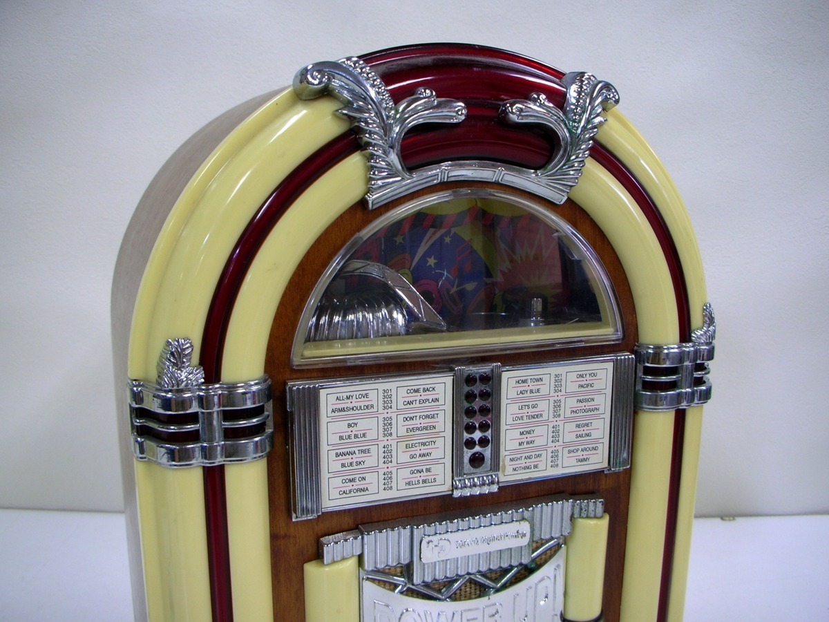 ☆TOKYO Digital Phone 70年代 ジュークボックス型 ラジオ(am/fm