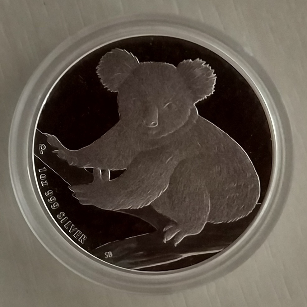 希少】 2012年コアラ銀貨2009年コアラ ゴールドプレート金箔仕上げ銀貨