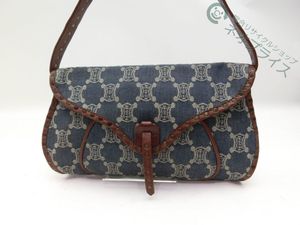 CELINE マカダム ポーチのYahoo!オークション(旧ヤフオク!)の相場