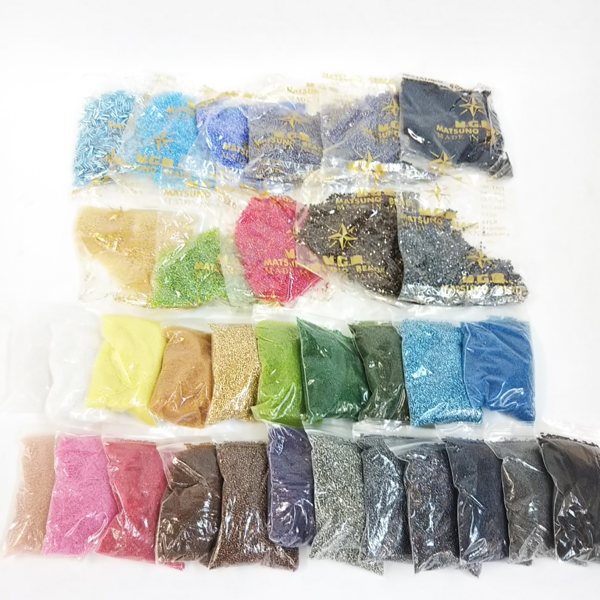 □大量 未使用 ビーズいろいろまとめて 約3，400g ハンドメイド 