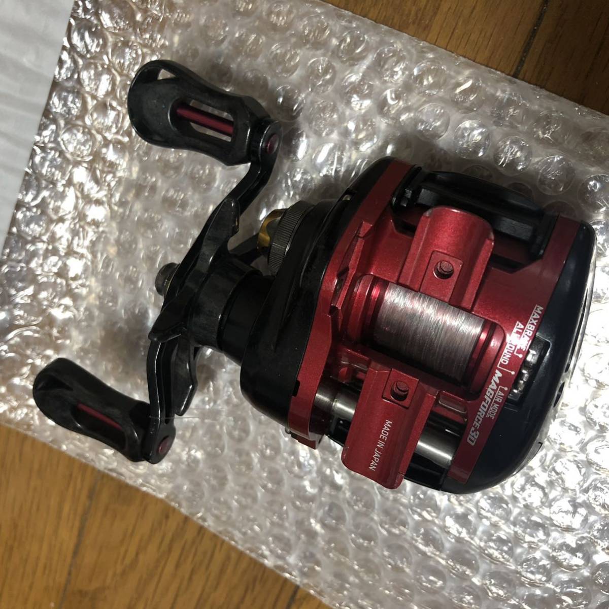 T3 AIR ダイワ ベイトリール 左ハンドル 8.6L-TW DAIWA DAIWAダイワ『T3 フィッシング AIR8.6L-TW 8.6R- AIR6.8L-TW 6.8R-TW TW 美品 6.8R-TW&frasl;右巻