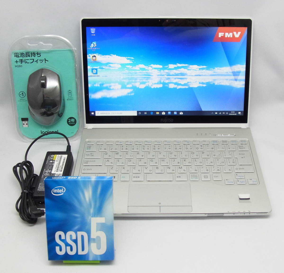 富士通 SH90/W ・Core i5-6200U・13.3型フルHDタッチパネル・高速新品