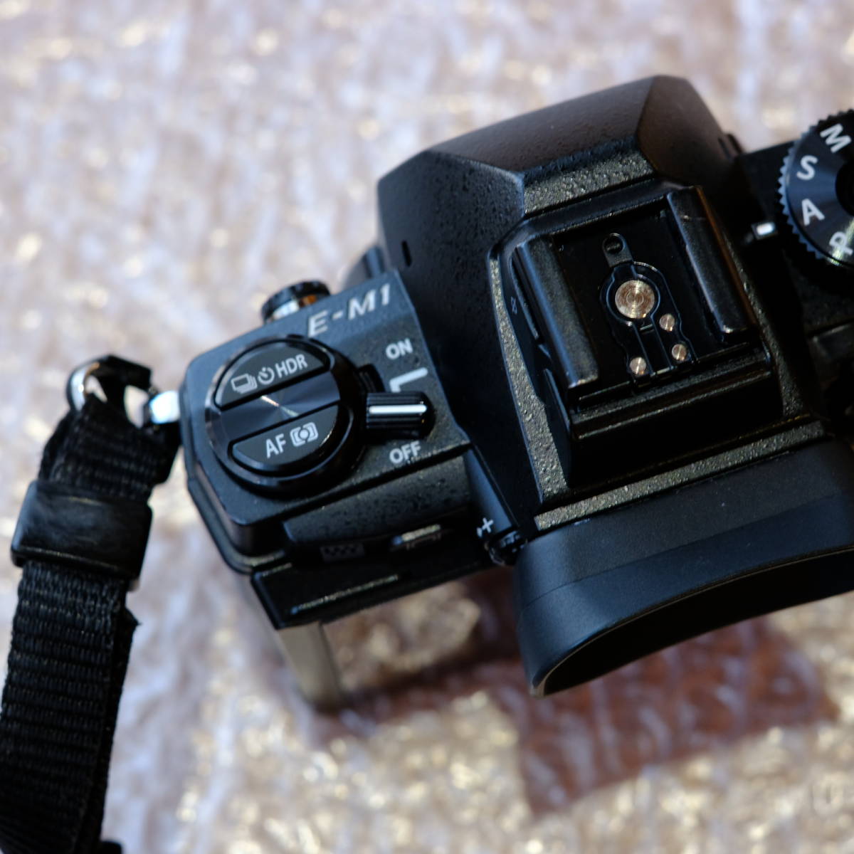 OLYMPUS OMD-EM1＋HLD-7＋付属品です。