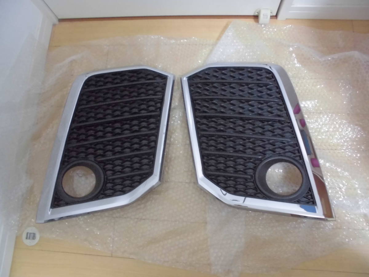 ヴェルファイア Z 純正 フォグカバー AYH30W - 30系 前期 ハイブリッド 